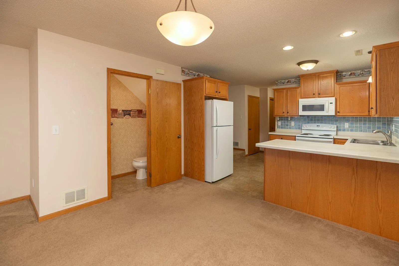10-web-or-mls-10-Dining Room.jpg