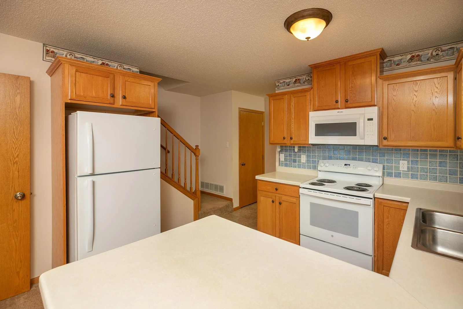 12-web-or-mls-12-Kitchen.jpg