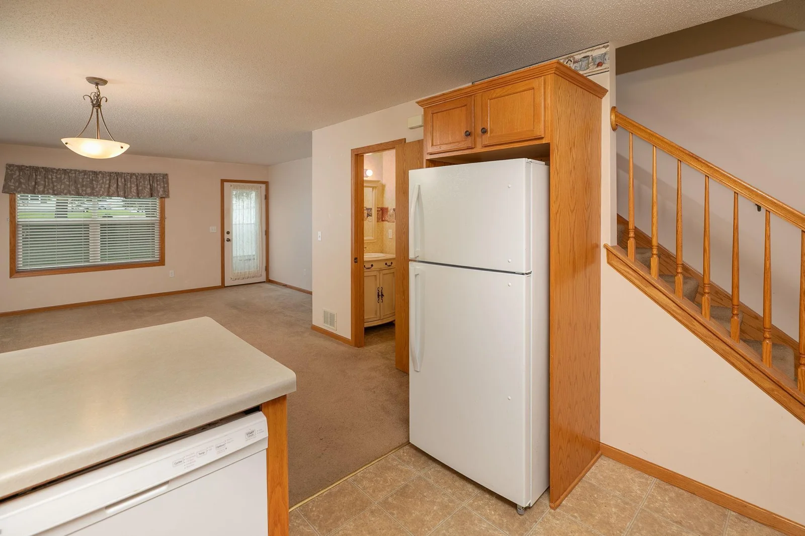 14-web-or-mls-14-Kitchen.jpg