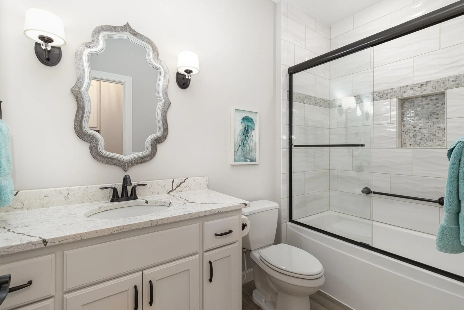 Main Floor Full Bath