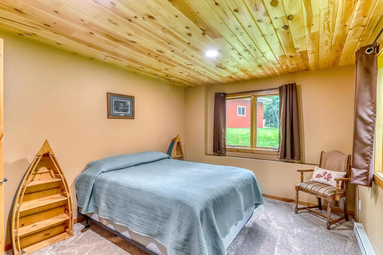 Basement Bedroom1_1.jpg