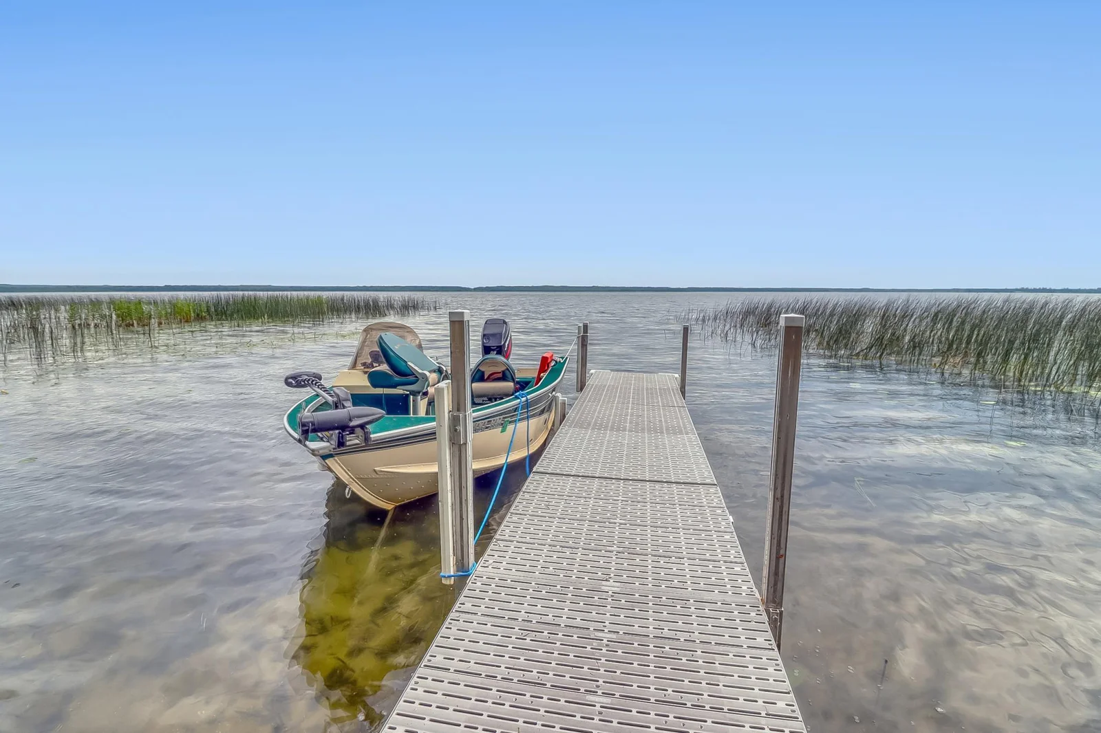 Lake1_1.jpg