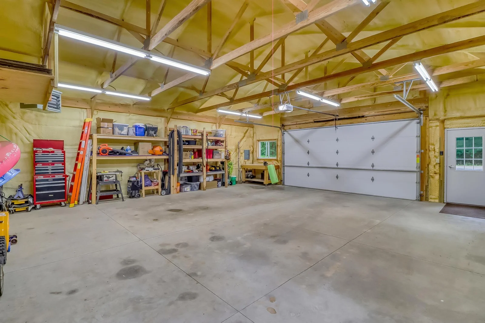 Garage1_1.jpg