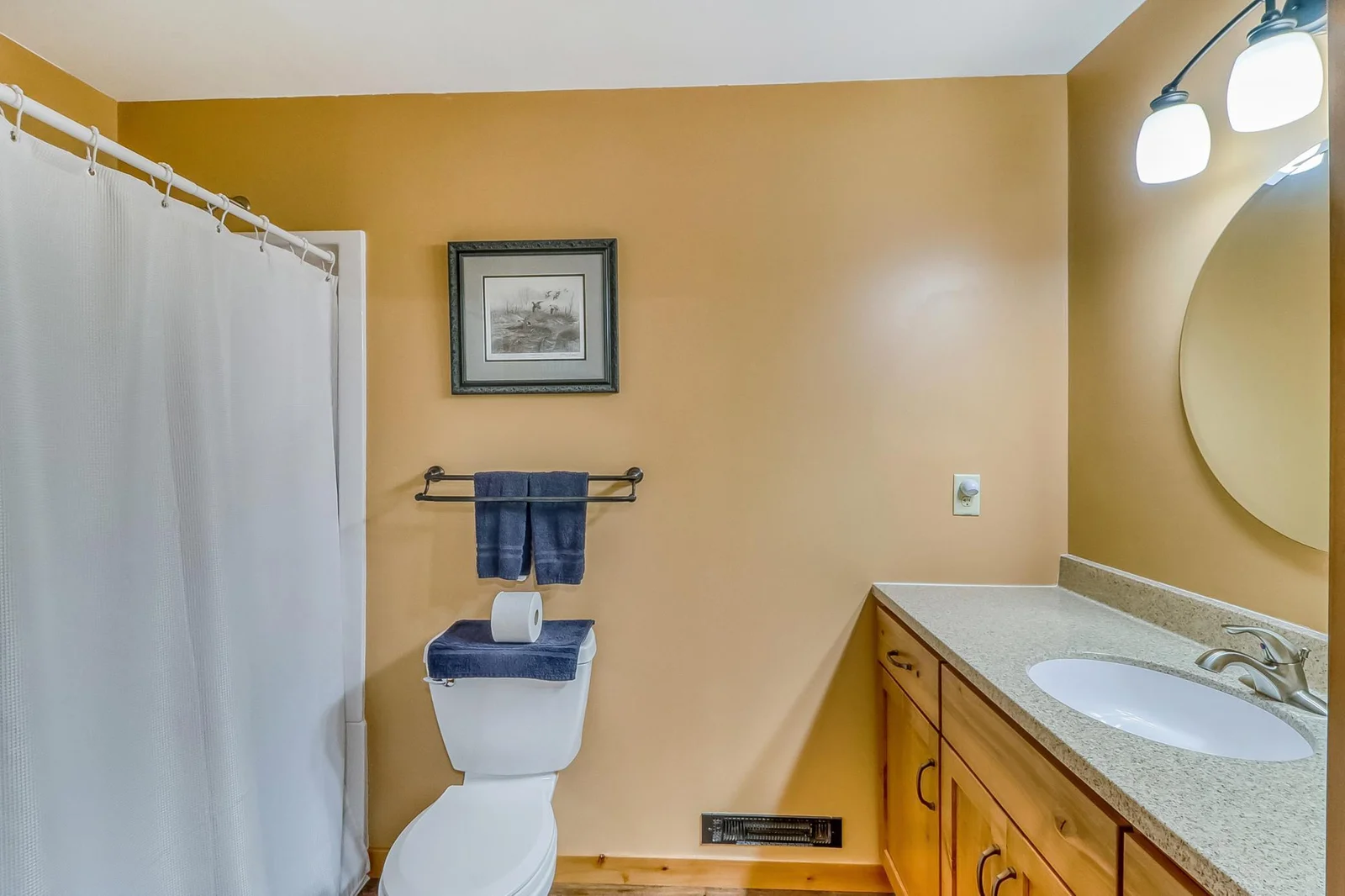 Basement Bathroom1_1.jpg