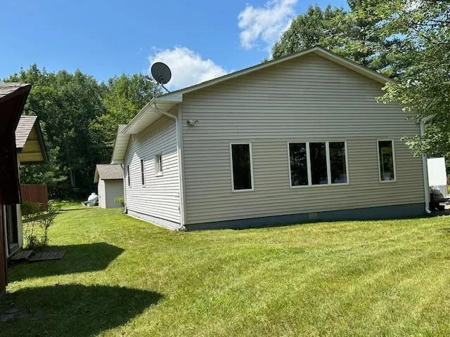 Large Family Room lakeside