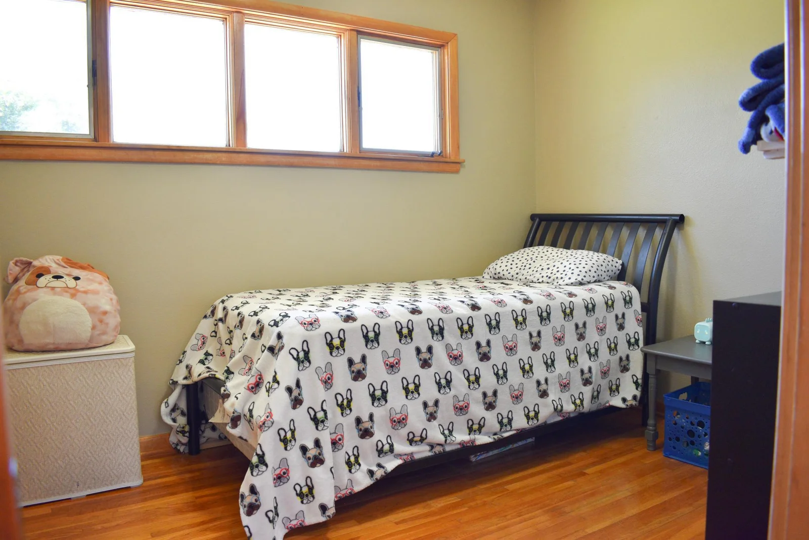 Bedroom/office