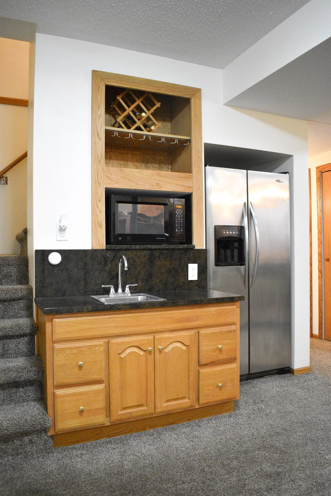 Lower level wet bar