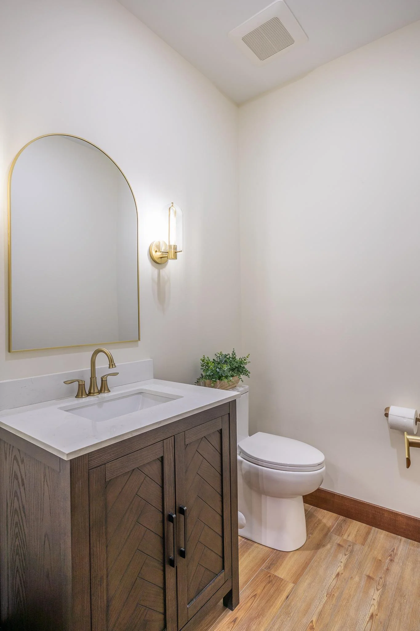 Main floor guest bathroom