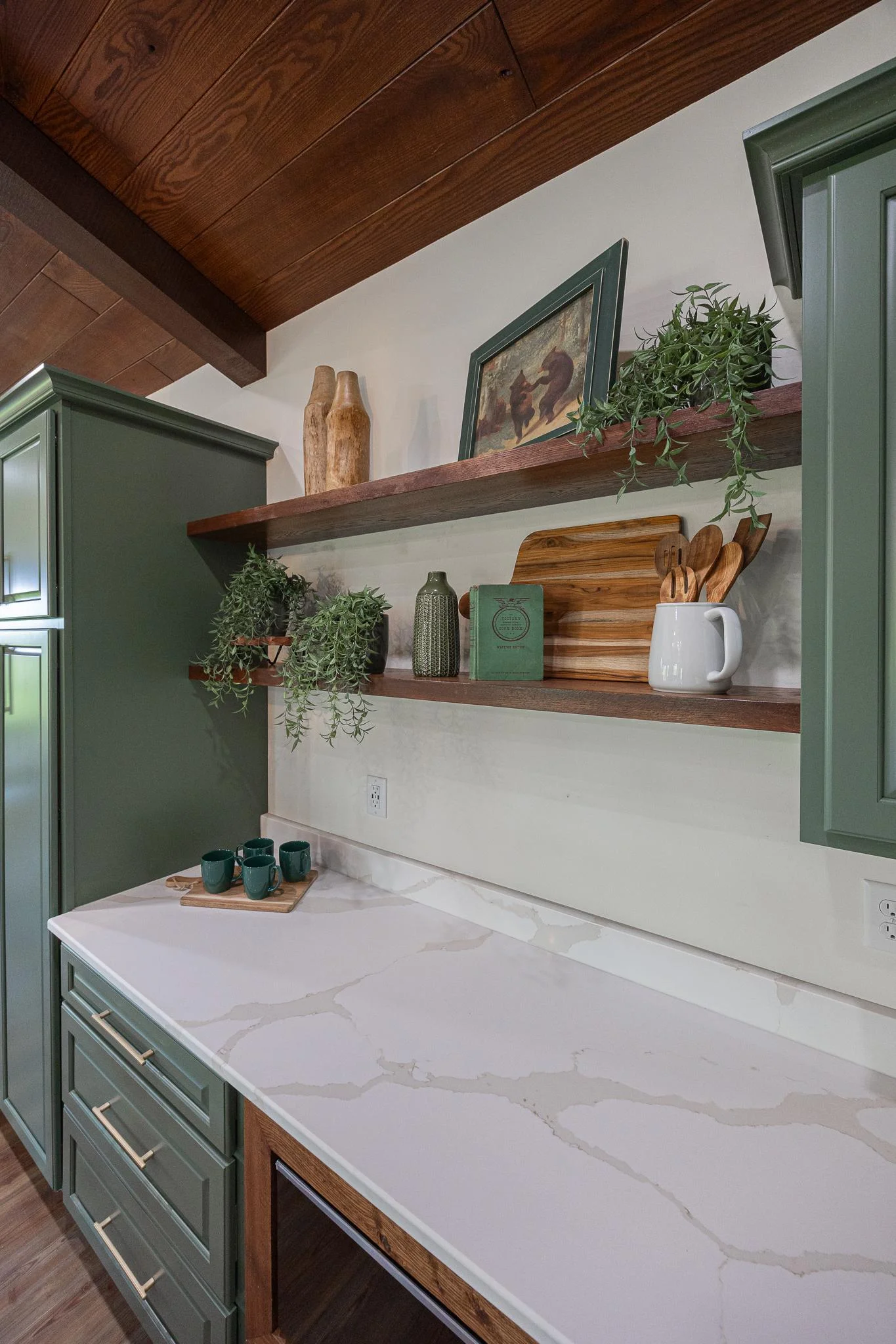 Display your keepsakes on these wood shelves