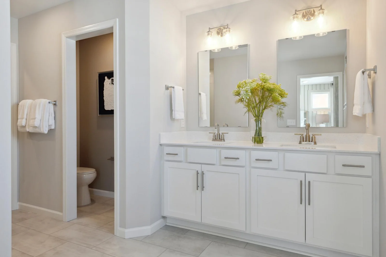 Model Home: 4806 Airlake Drive_002.jpg
