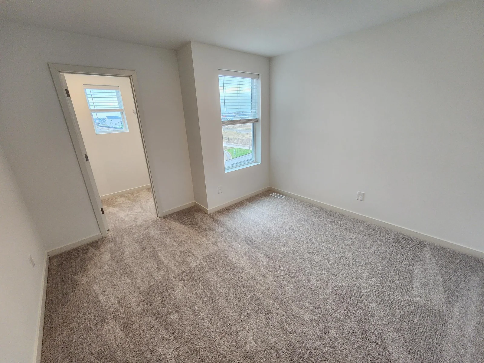 Bedroom 3 Photo of similar floorplan