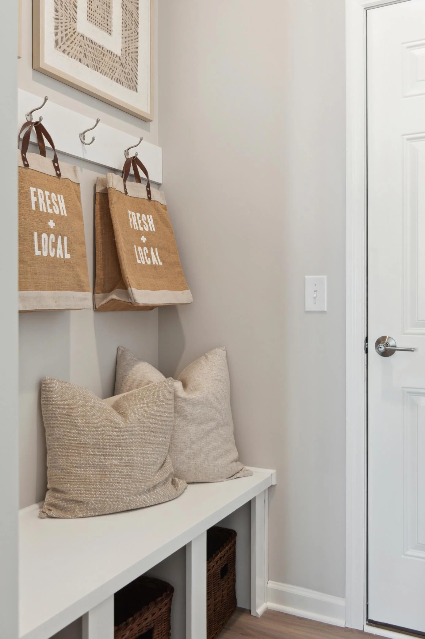 Model Home: 4806 Airlake Drive_002.jpg