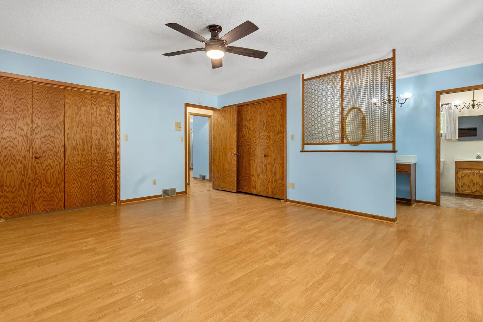 Upstairs Master-3.jpg