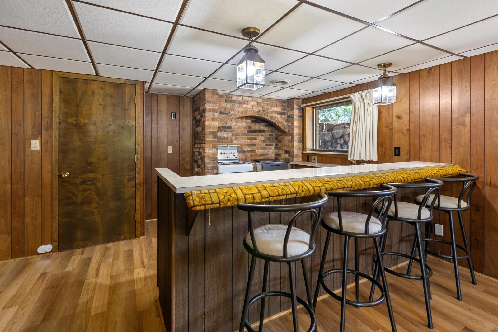 Basement & Garage-7.jpg