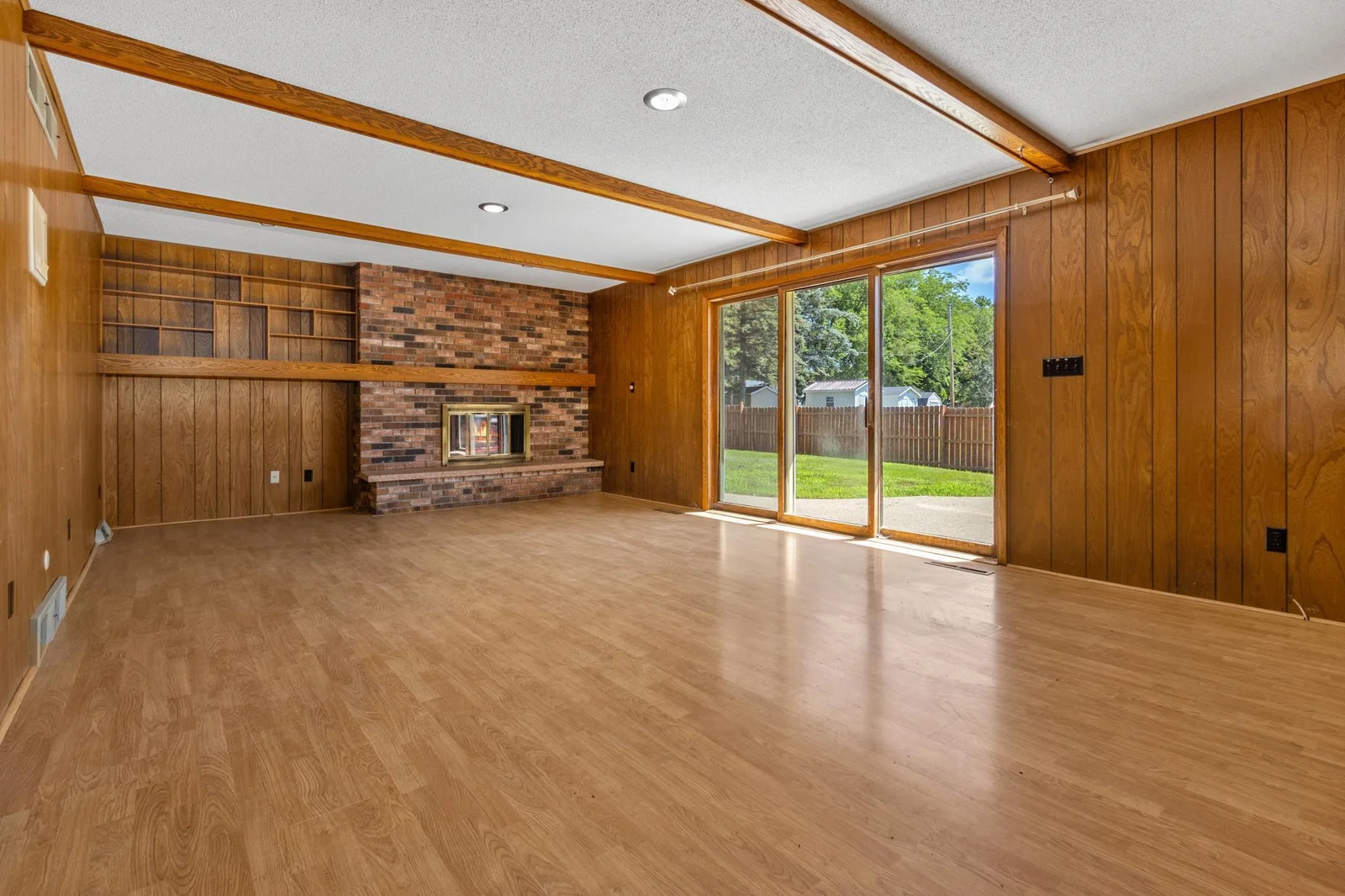 Main Floor -13.jpg