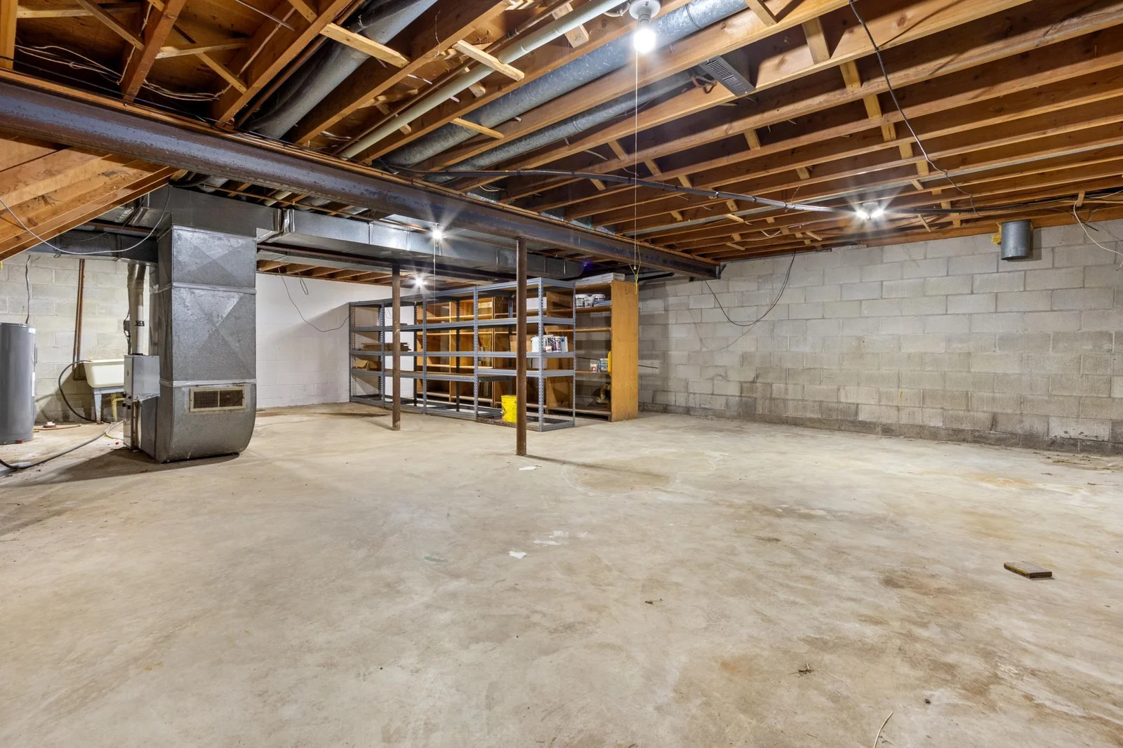 Basement & Garage-3.jpg