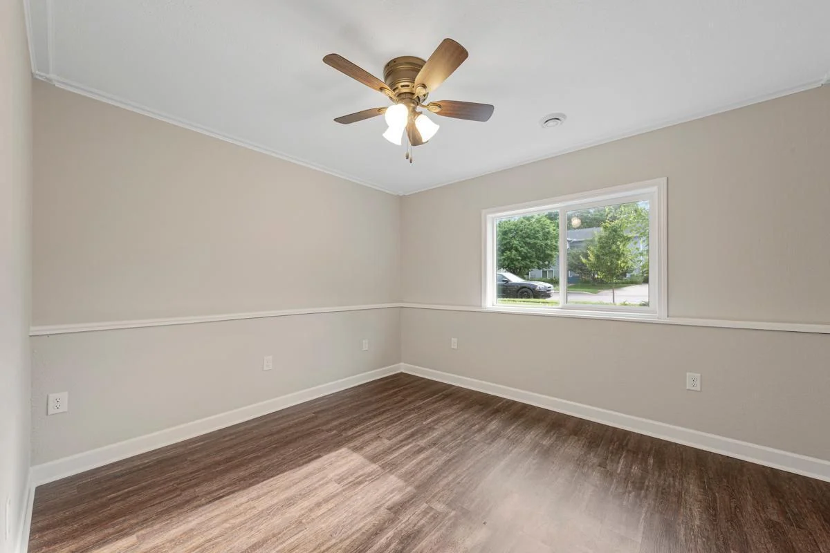 28 Bedroom 3_lower.jpg