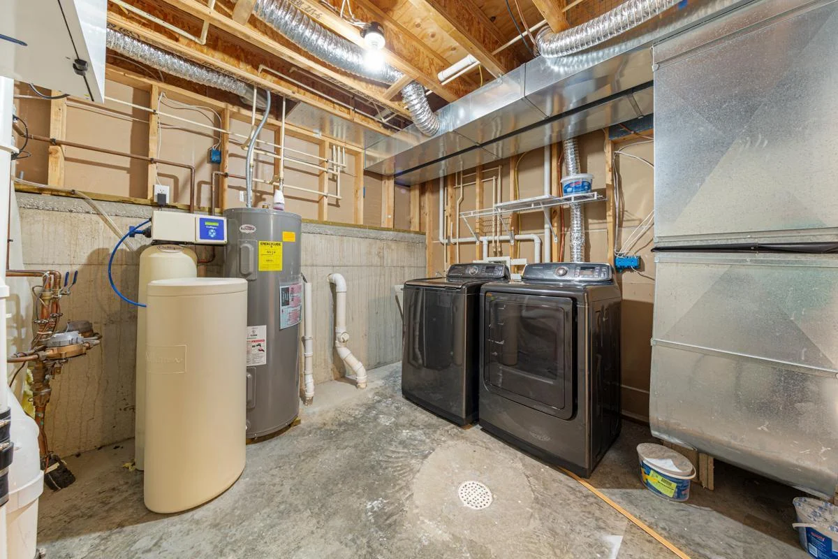 36 Utilities_lower.jpg