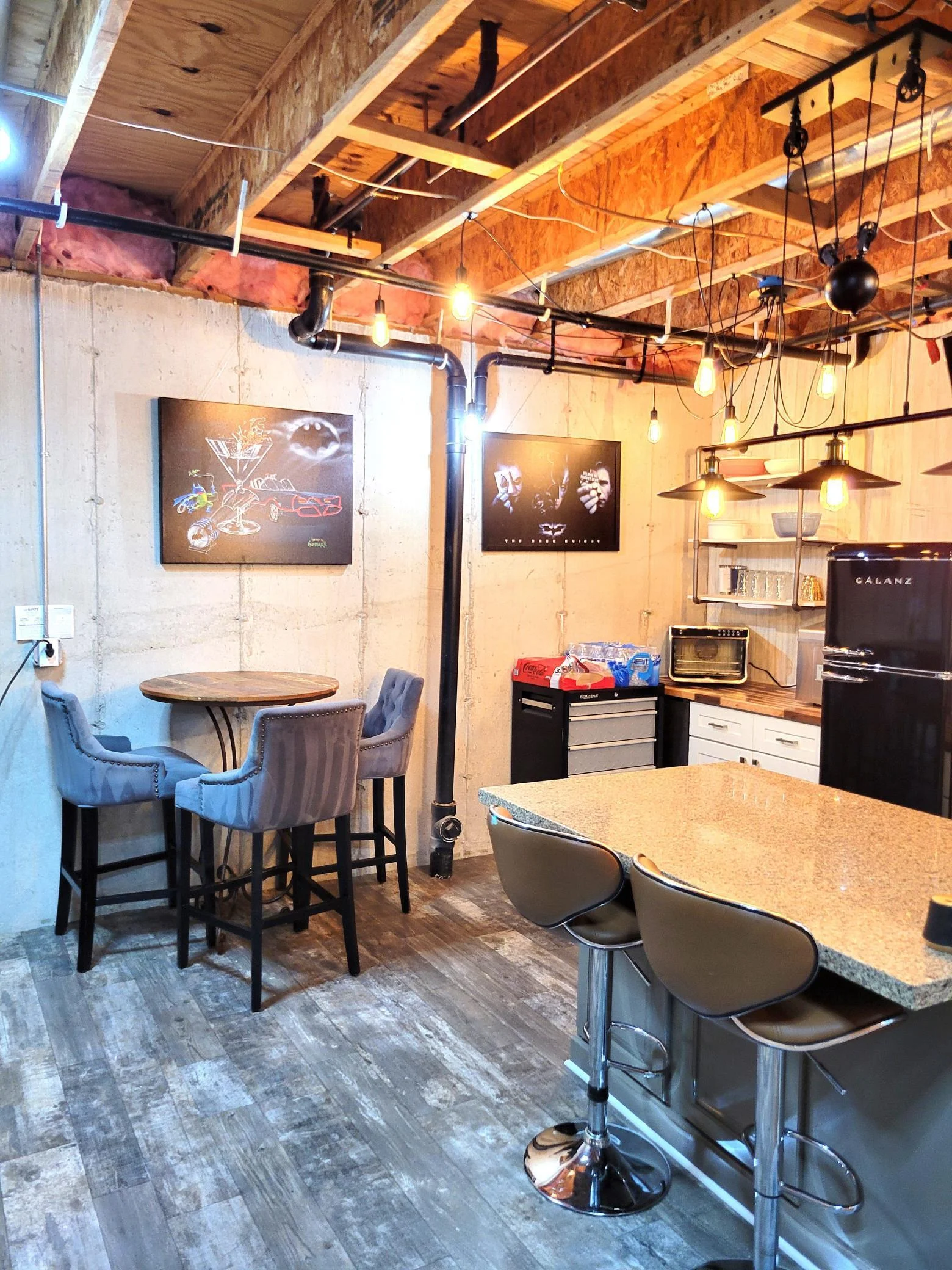 Lower level bonus room