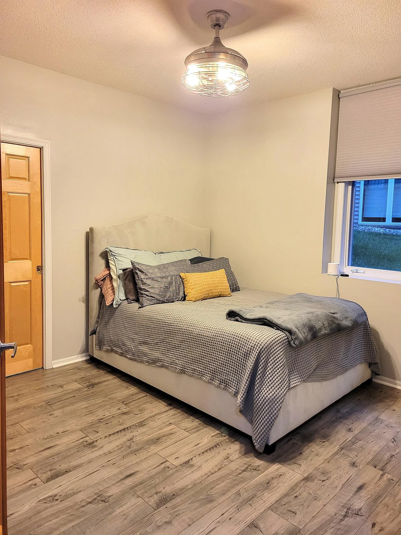 lower level 3rd bedroom