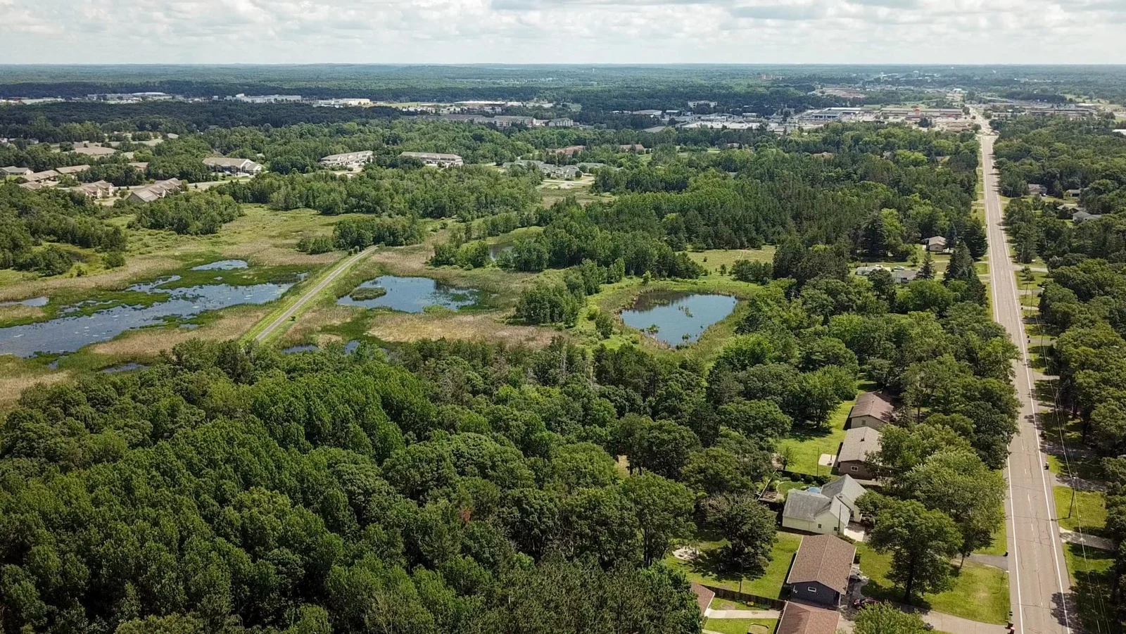 Close to a bike trail, grocery stores and restaurants