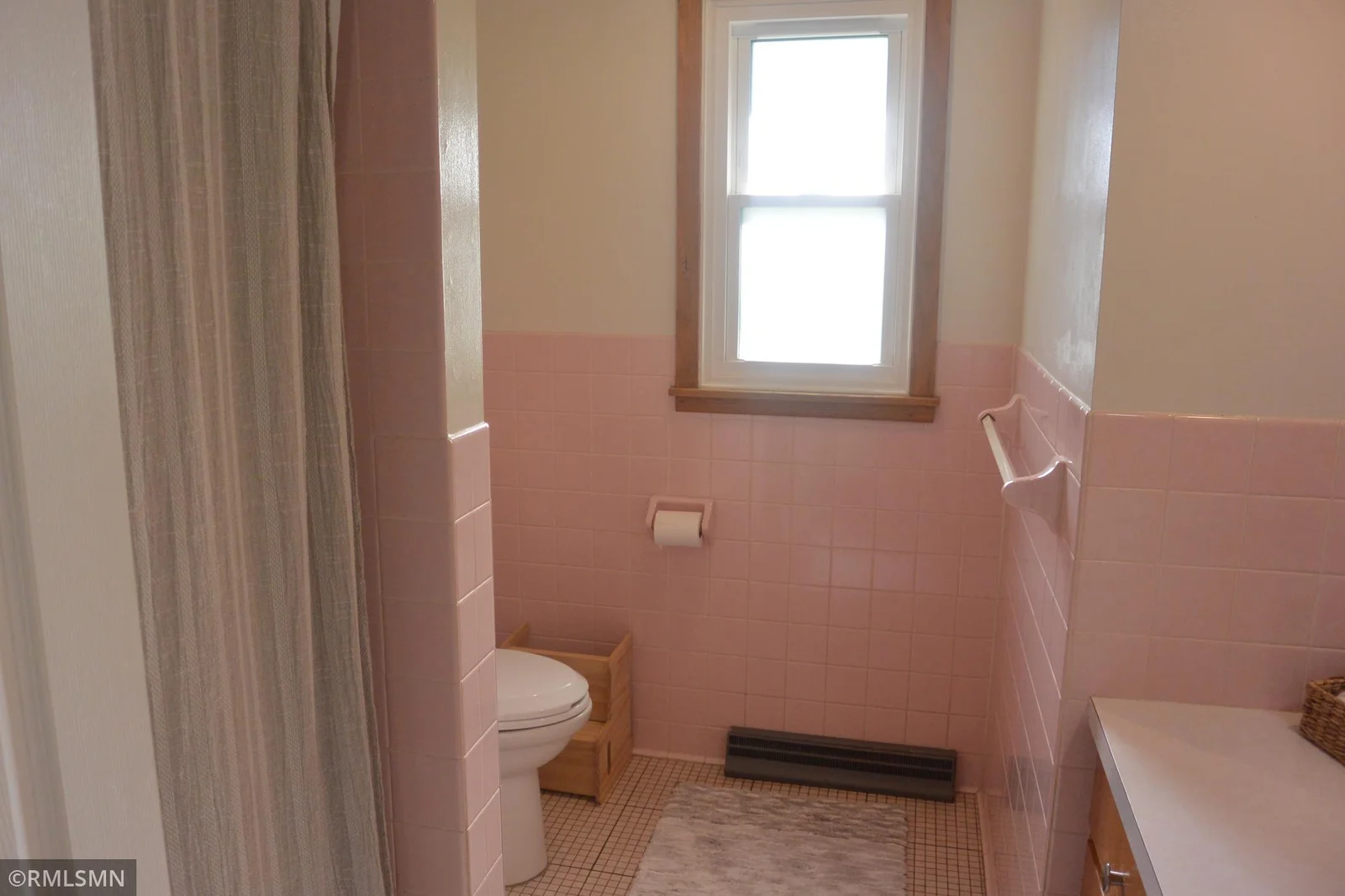 1810 Hennepin 017.JPG