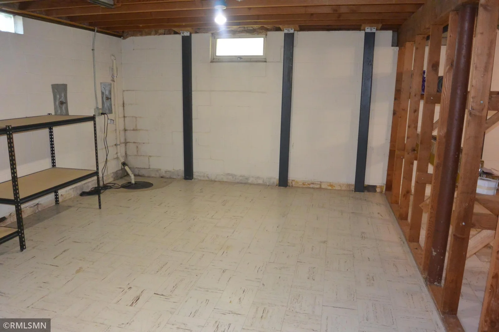 1810 Hennepin 027.JPG