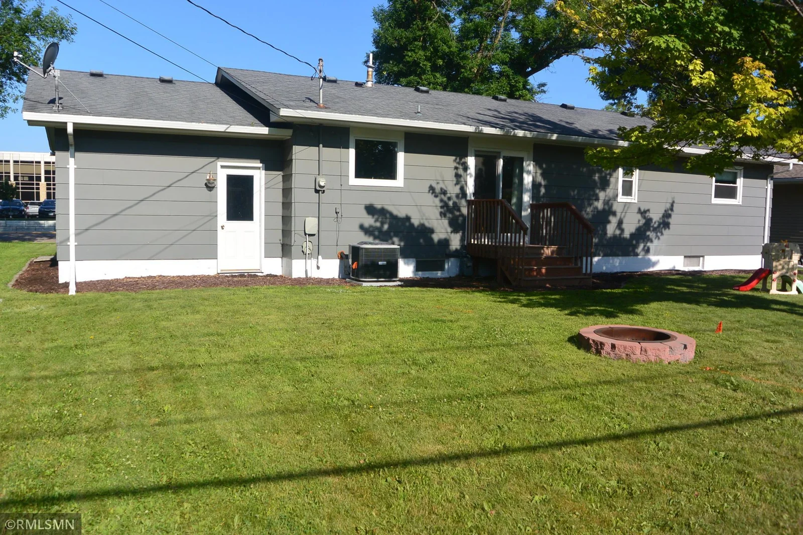 1810 Hennepin 029.JPG