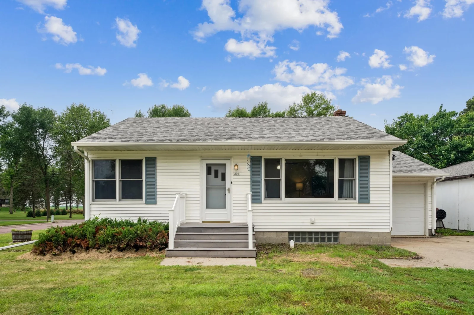 509 Park Street, Fairfax