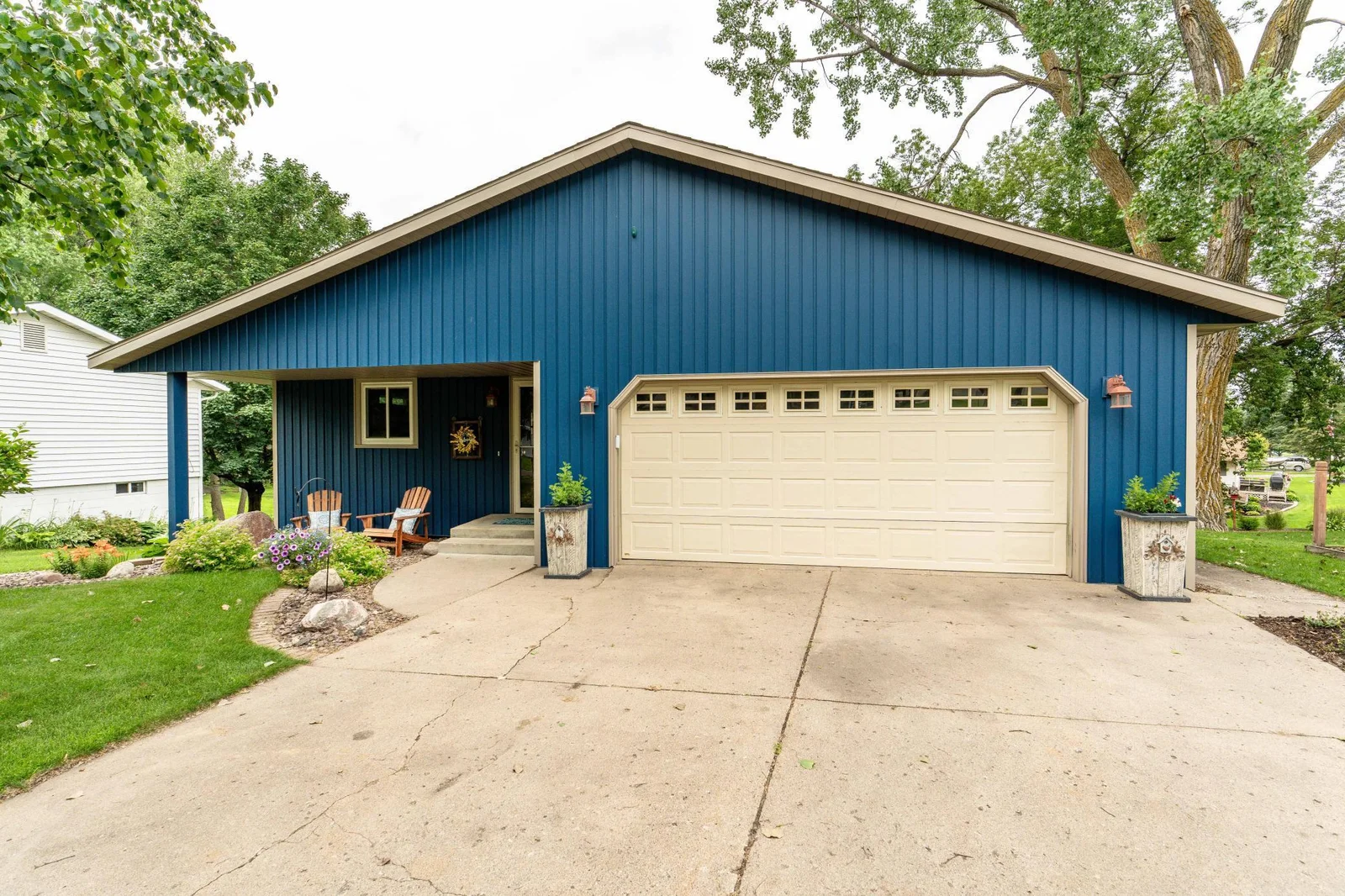 1017 Sunset Dr.