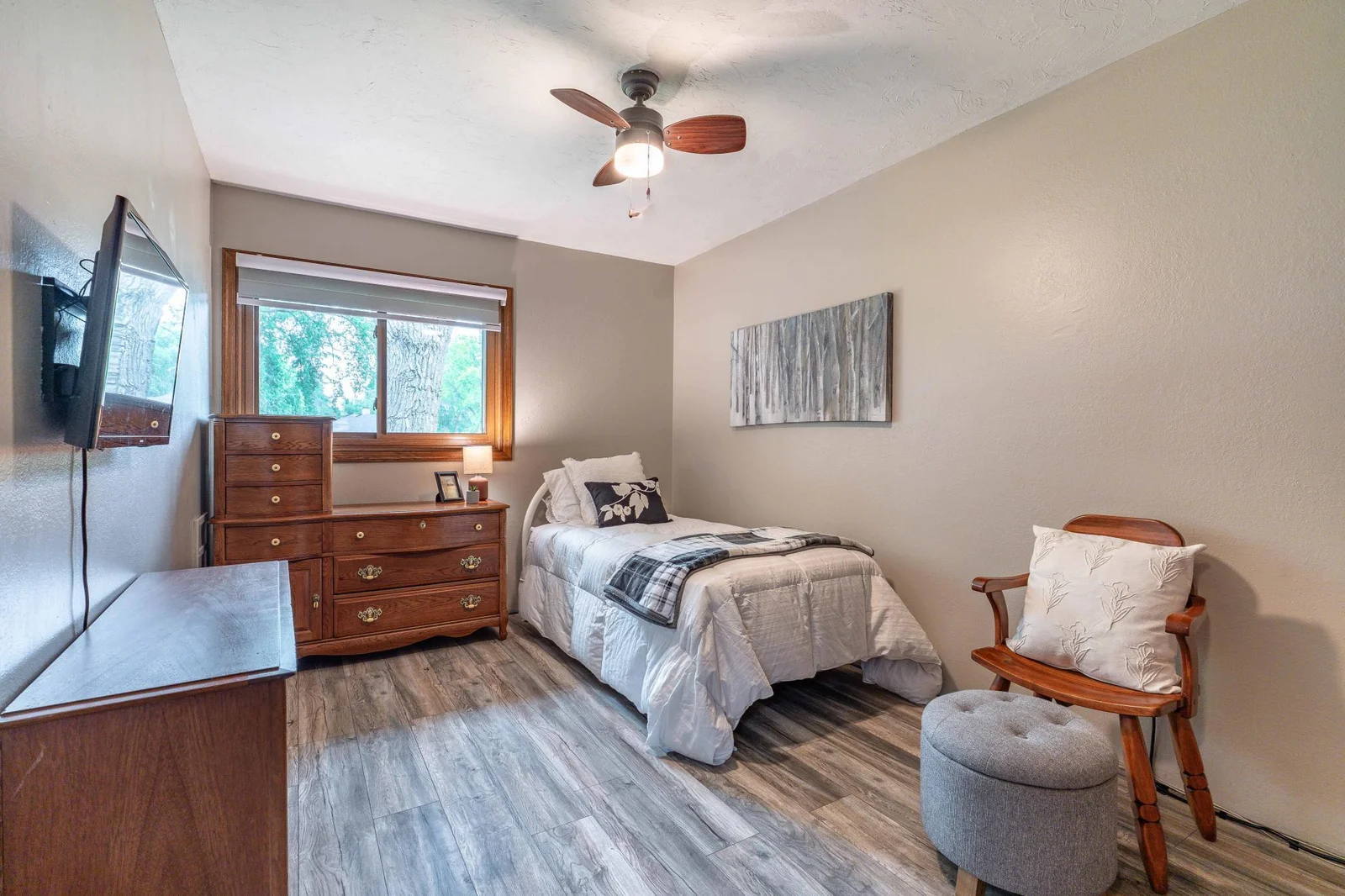 BEDROOM #2