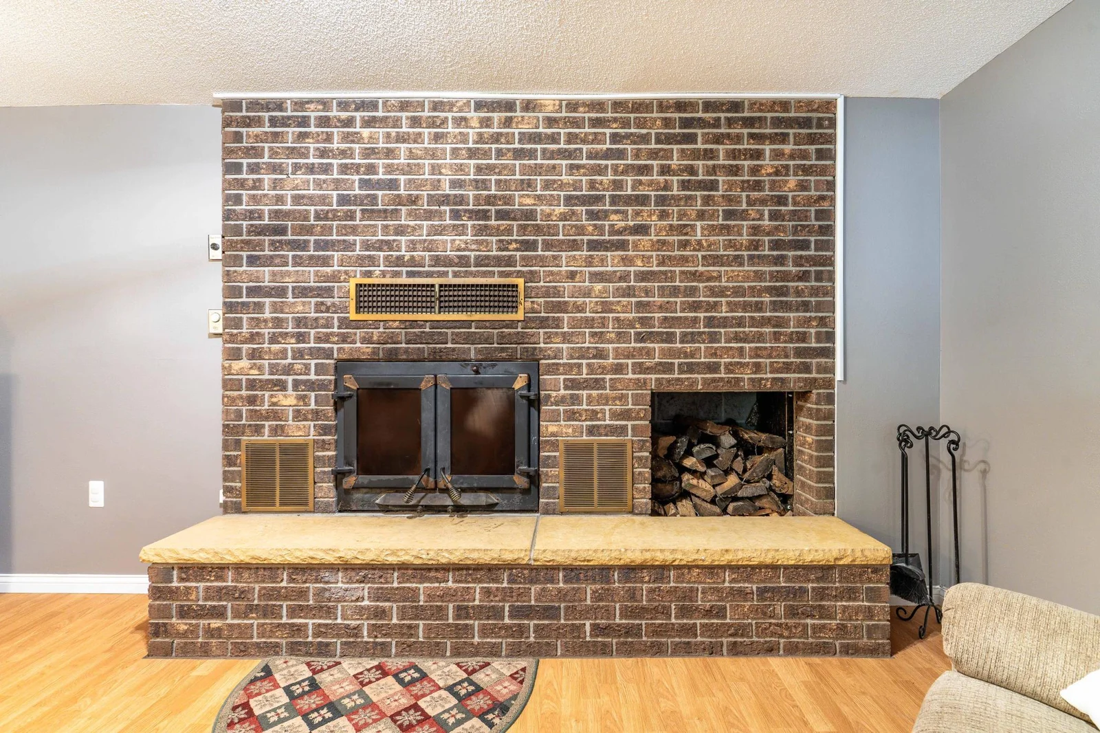 WOOD BURNING FIREPLACE