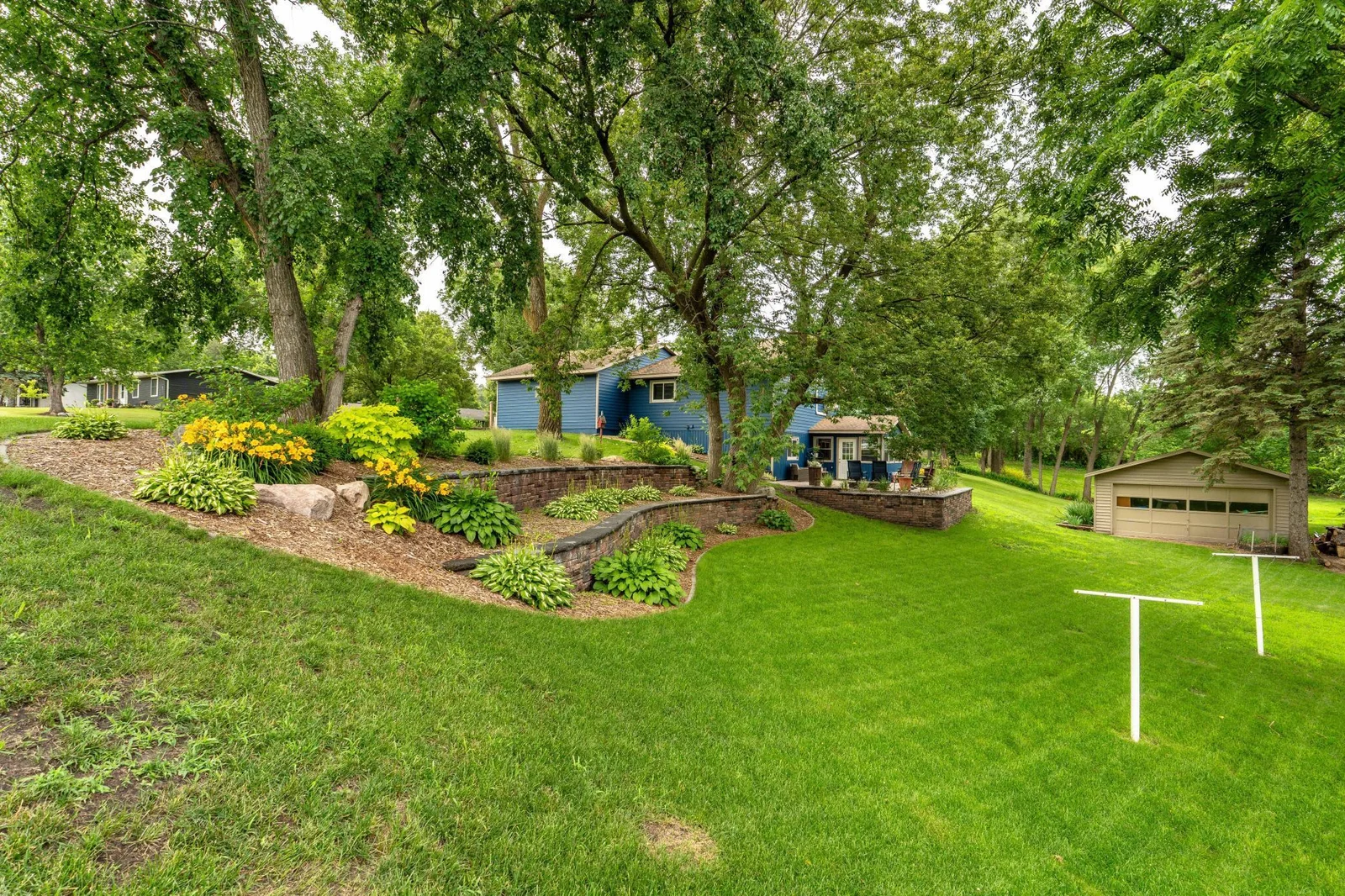 BEAUTIFUL LANDSCAPING