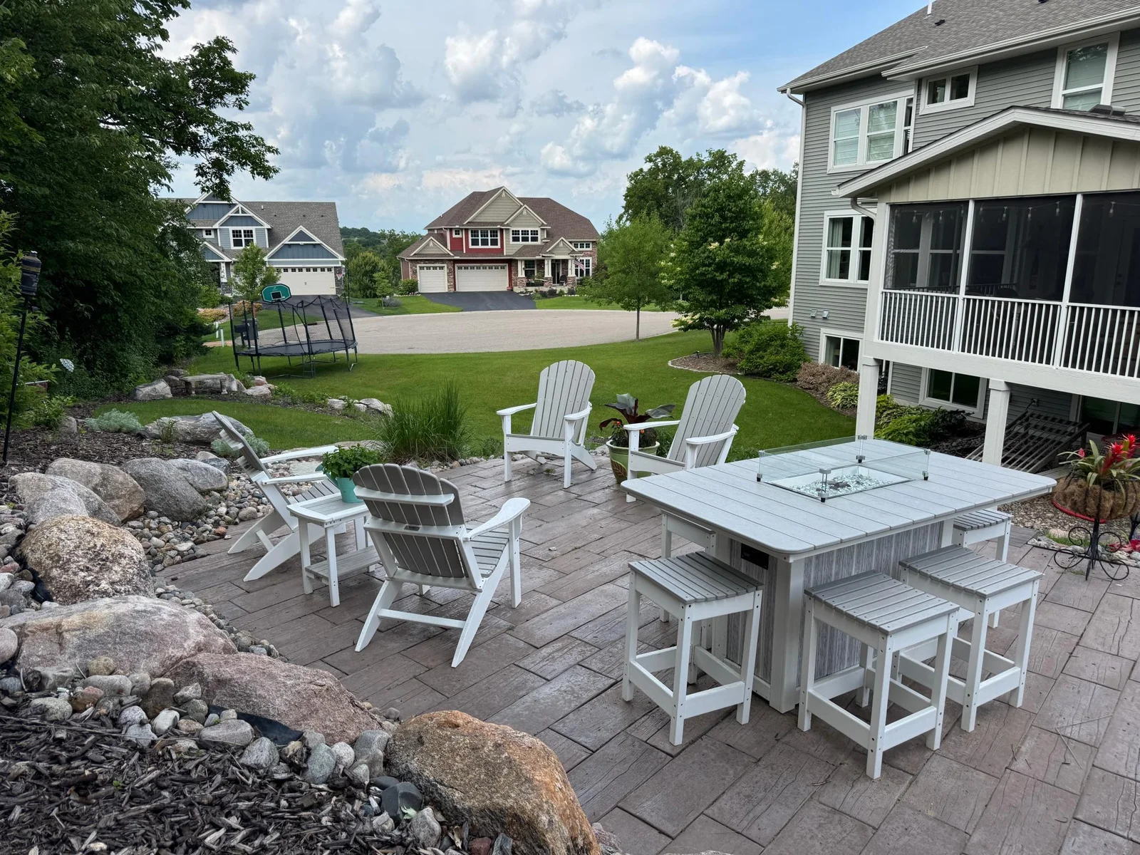 Enjoy all nature has to offer on your paver patio!