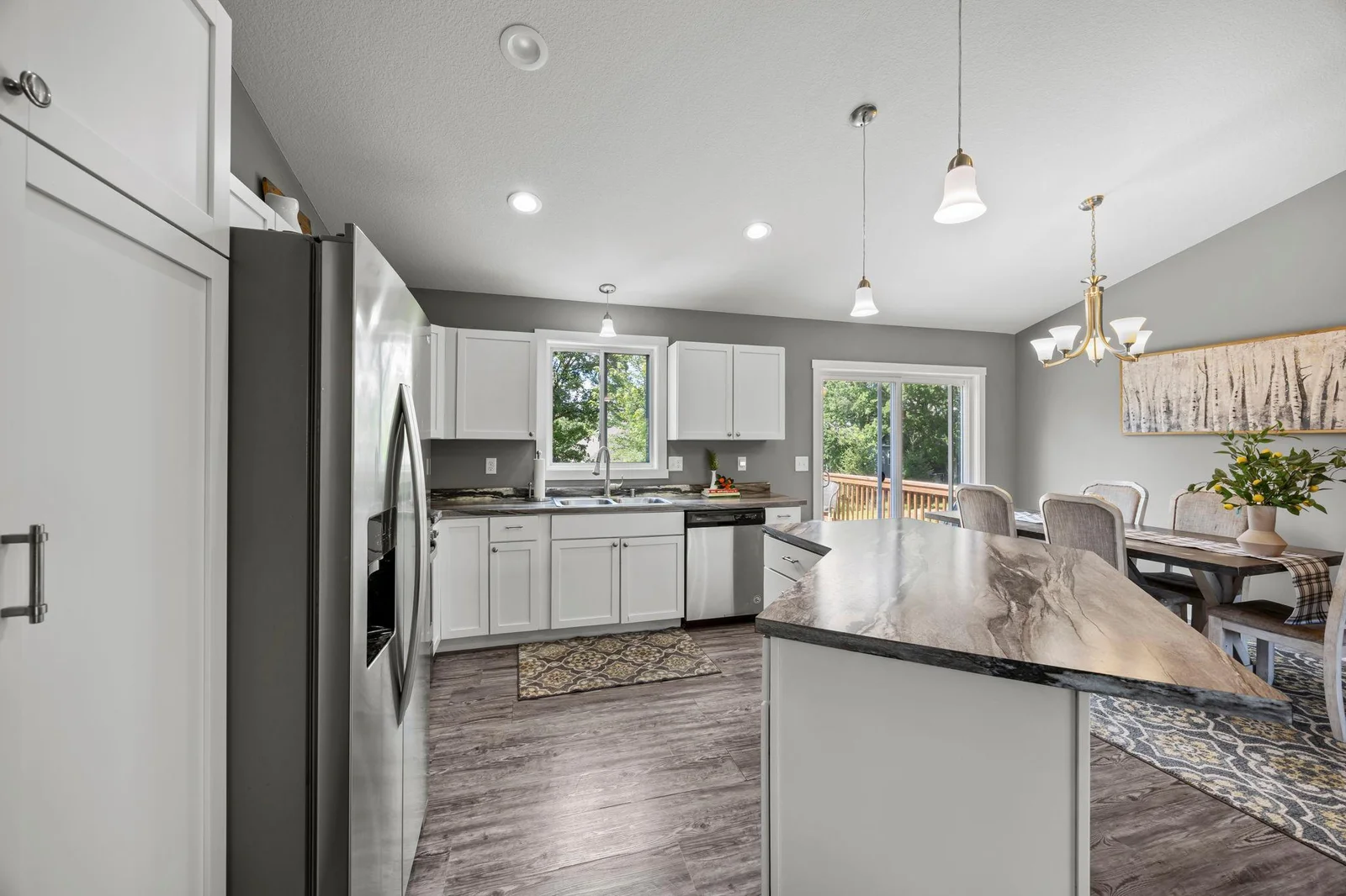 Spacious kitchen