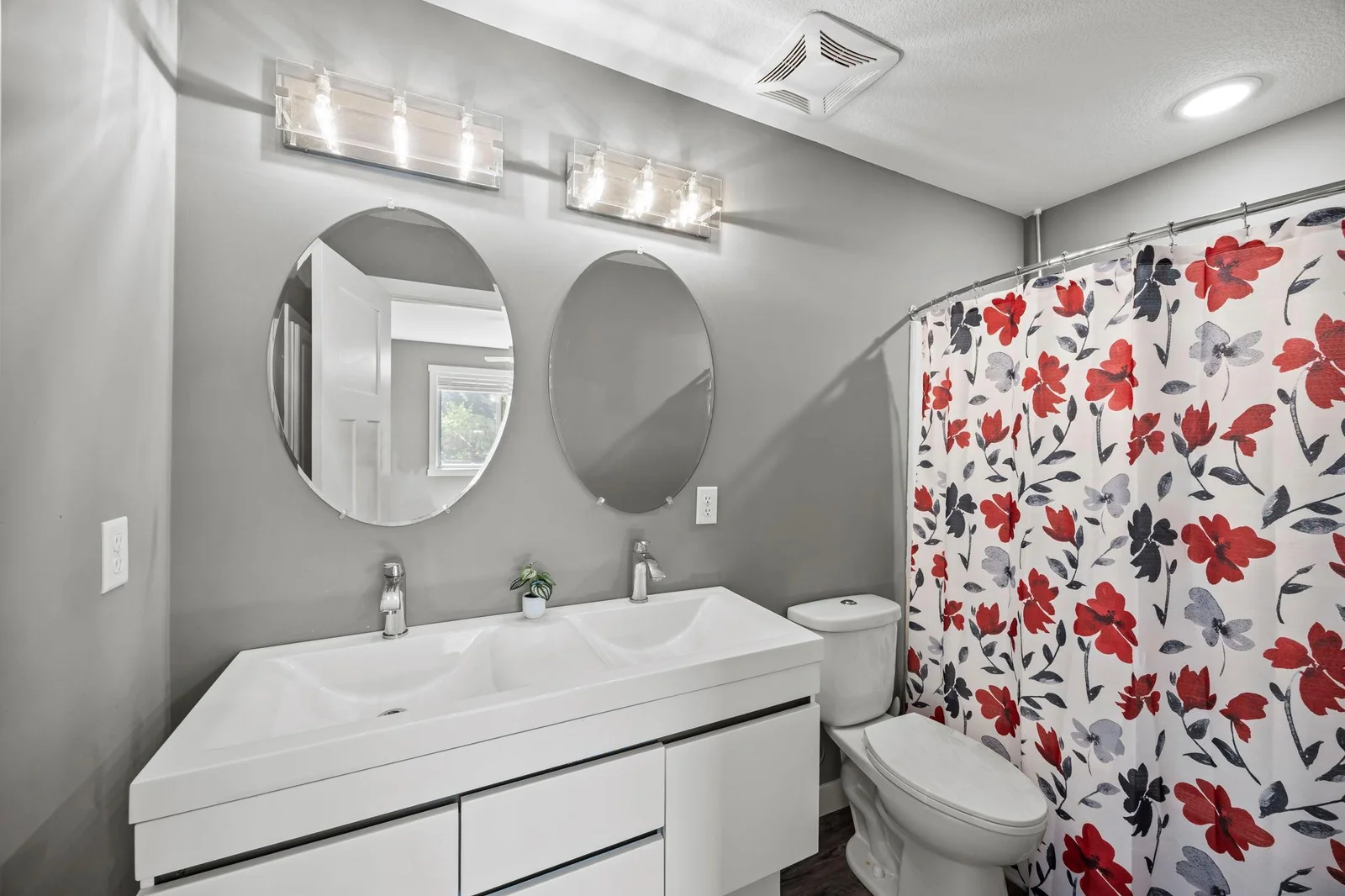 Full ensuite