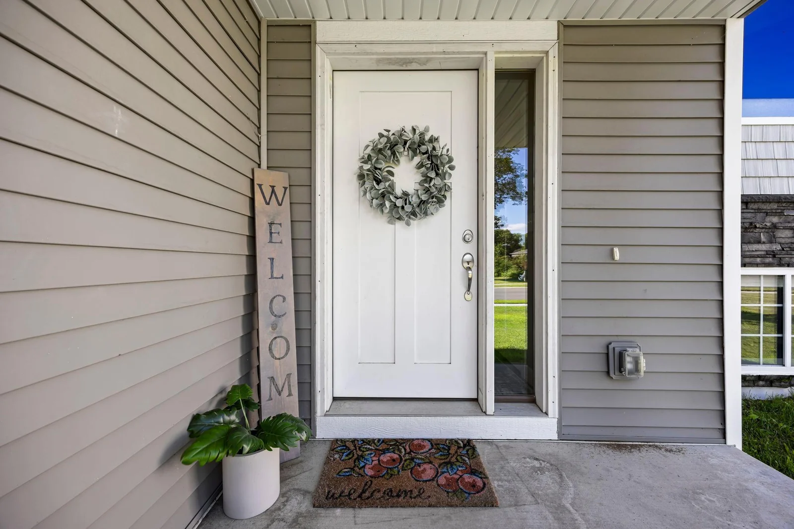 Come on in!  Lets take a look!