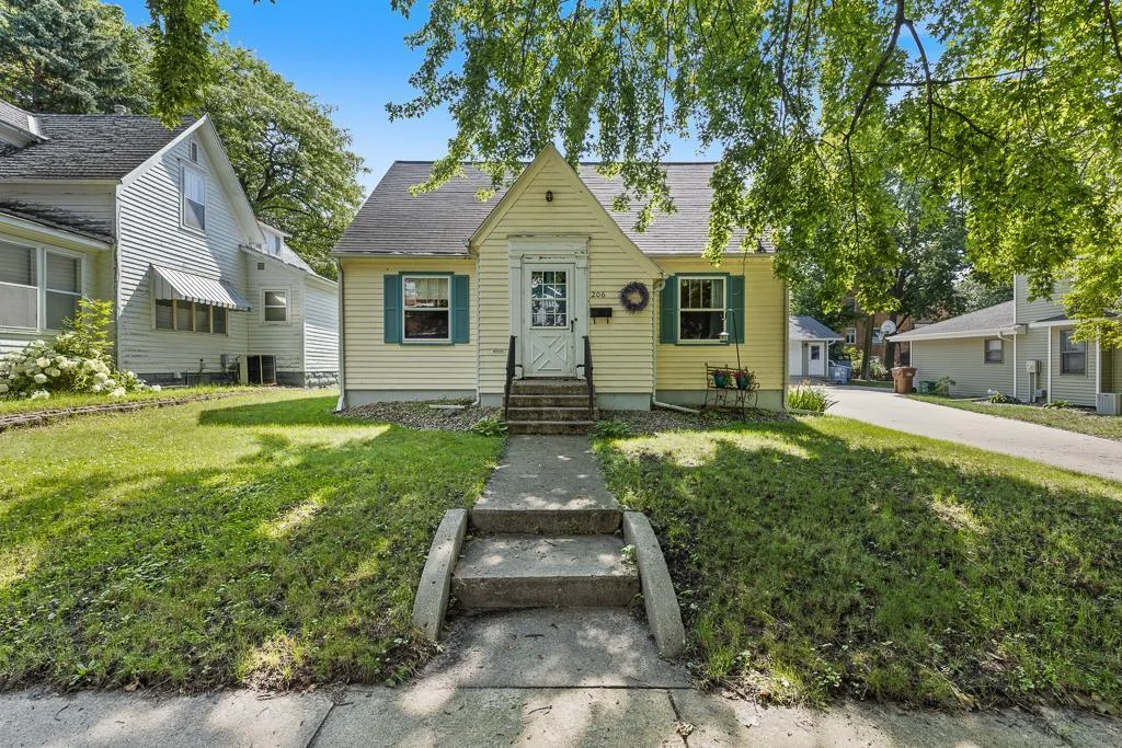 An inviting front sidewalk adds convenient front door access for your family and friends. Envision some personal landscaping touches surrounding the edges for a fun, stylish walkway