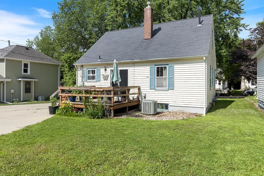 Back of home shows A/C unit