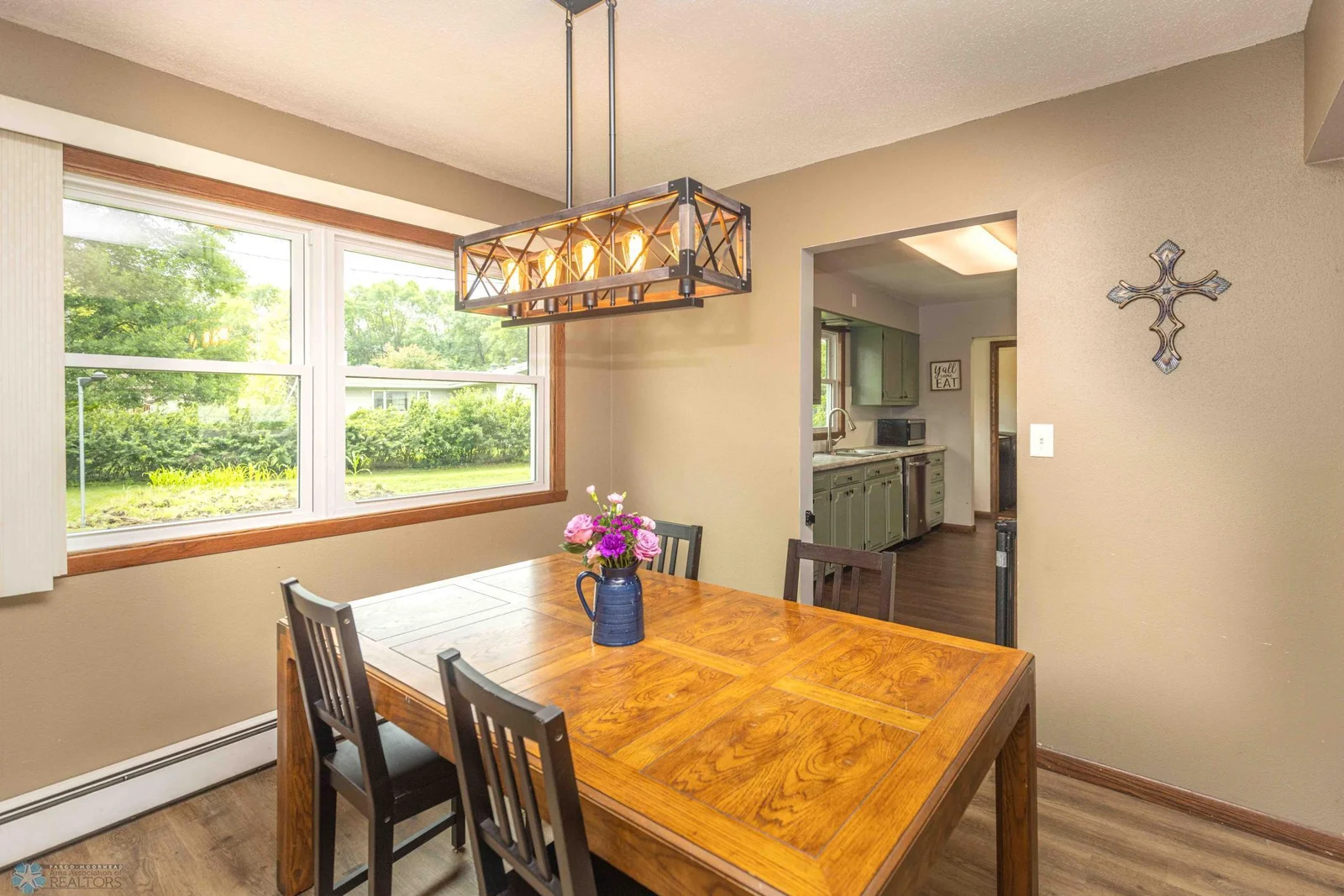 7-8-2025 402 5th St NE Barnesville-20.jpg