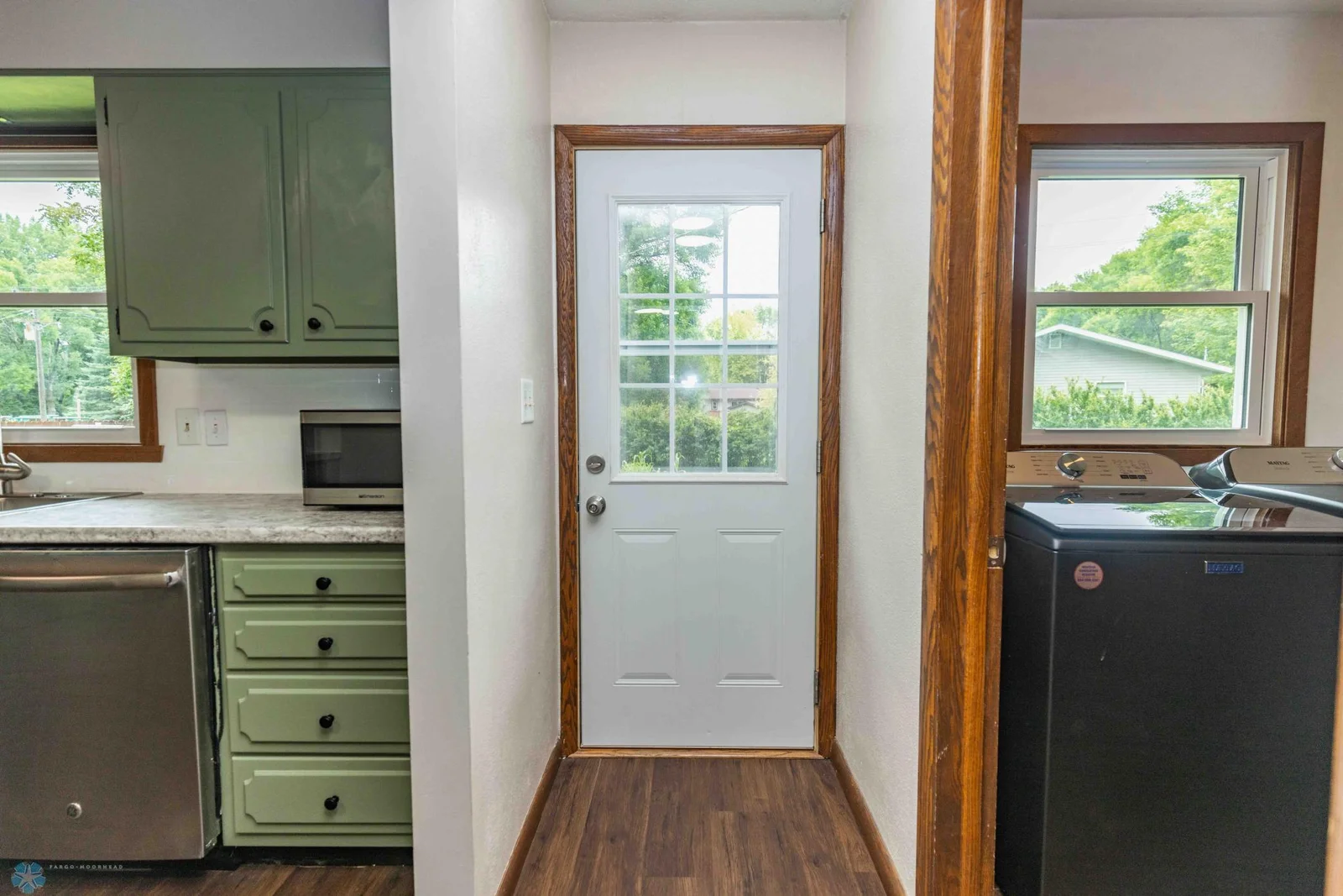 7-8-2025 402 5th St NE Barnesville-26.jpg