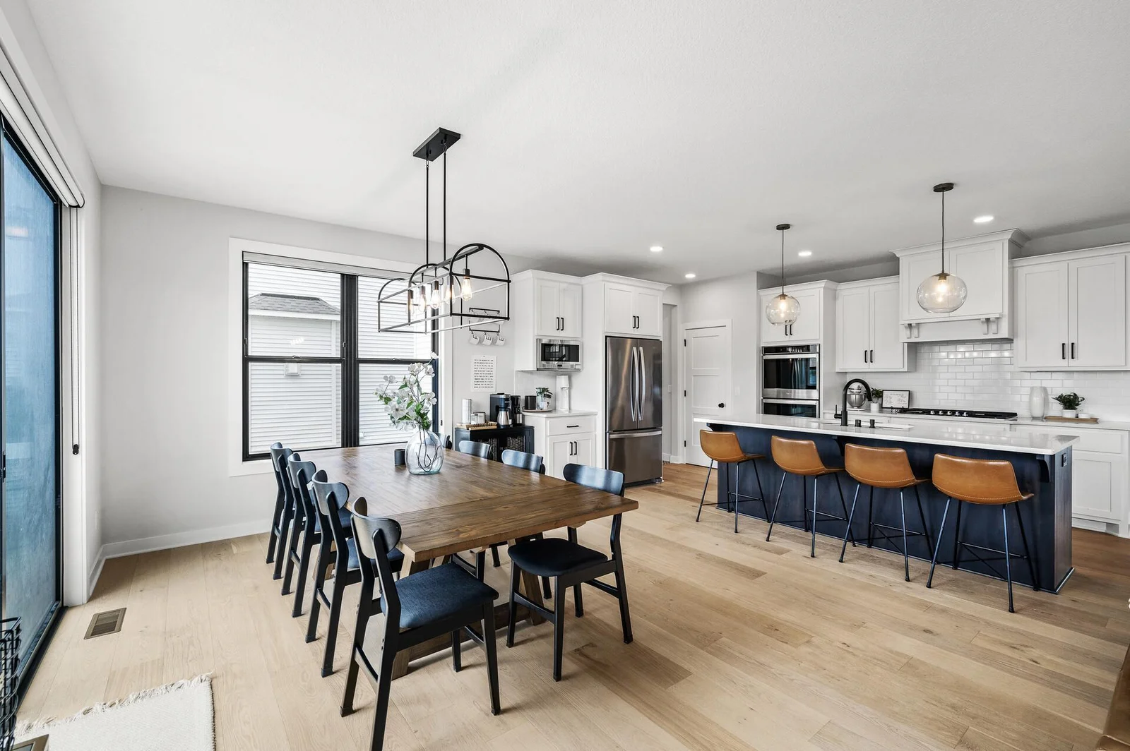 Engineered hardwood floors and custom built cabinets are some of the advantages of Hanson Builders!