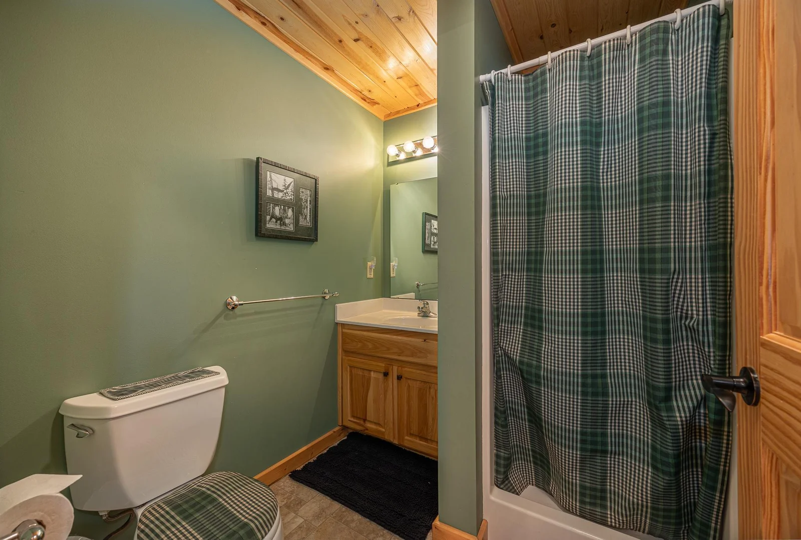 Main floor bathroom