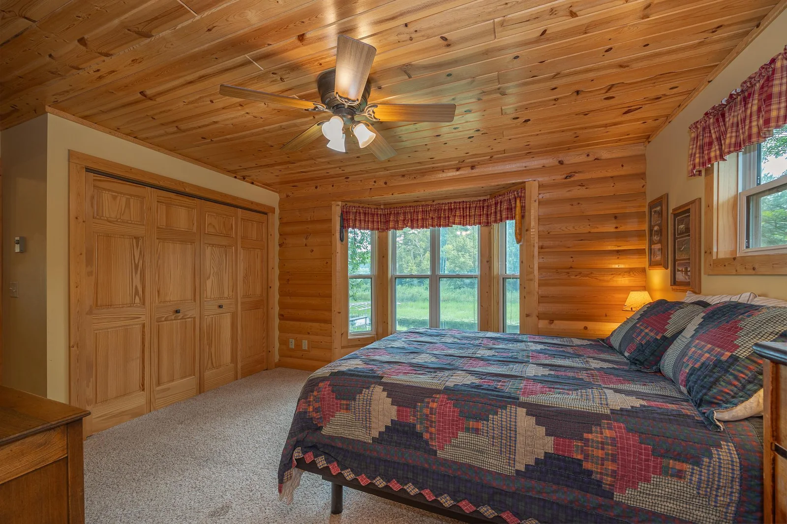 Main floor primary suite