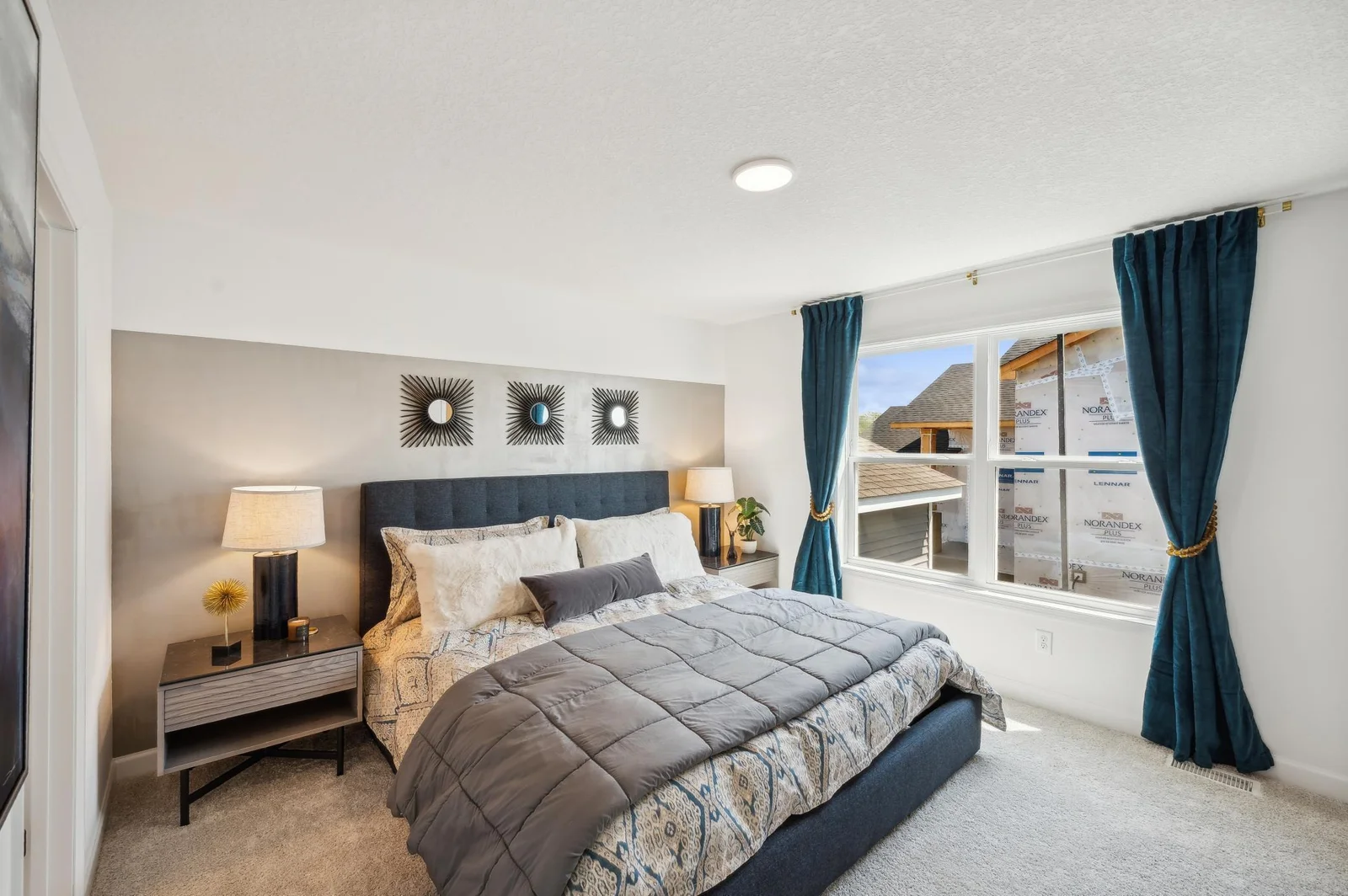 (Photo of the model home, actual finishes may vary)