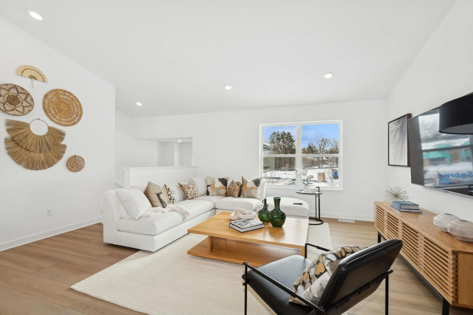 (Photo of the model home, finishes may vary)