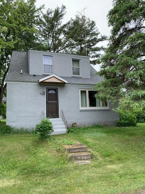 807 Lindbergh Drive, Little Falls