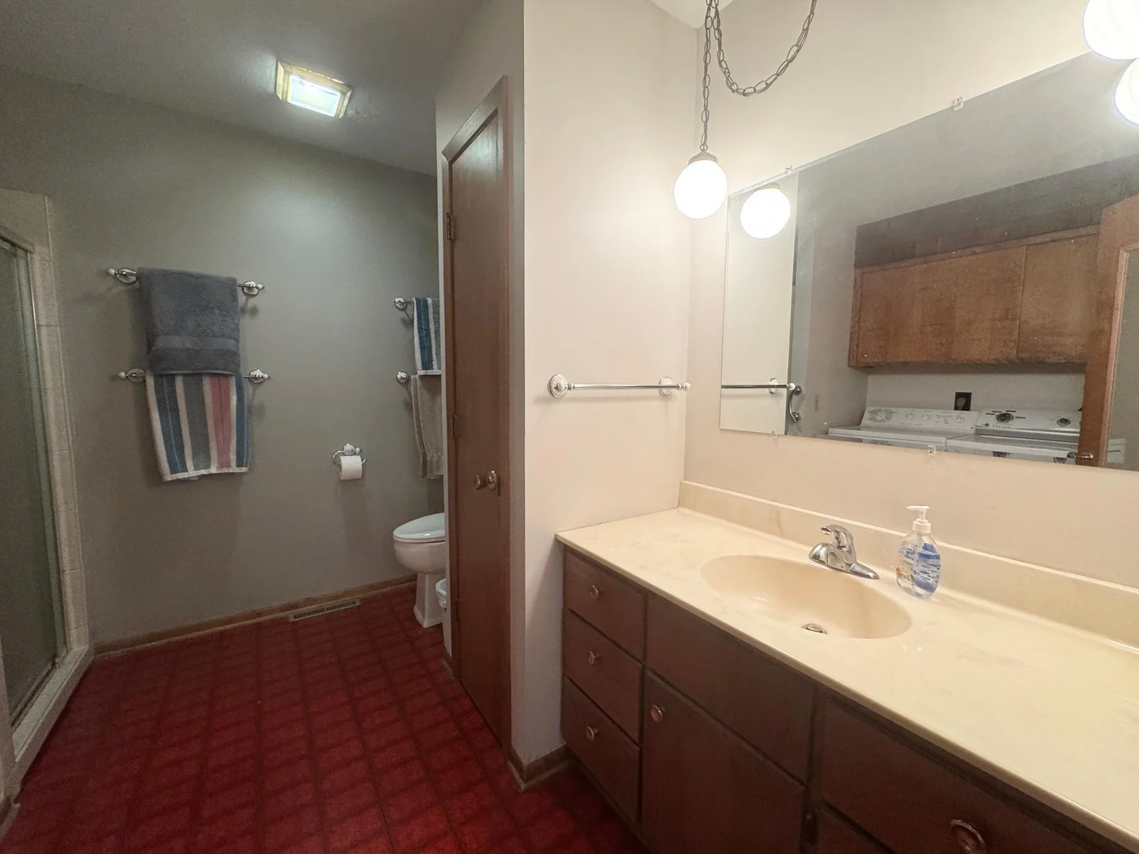 Primary Bathroom.jpeg