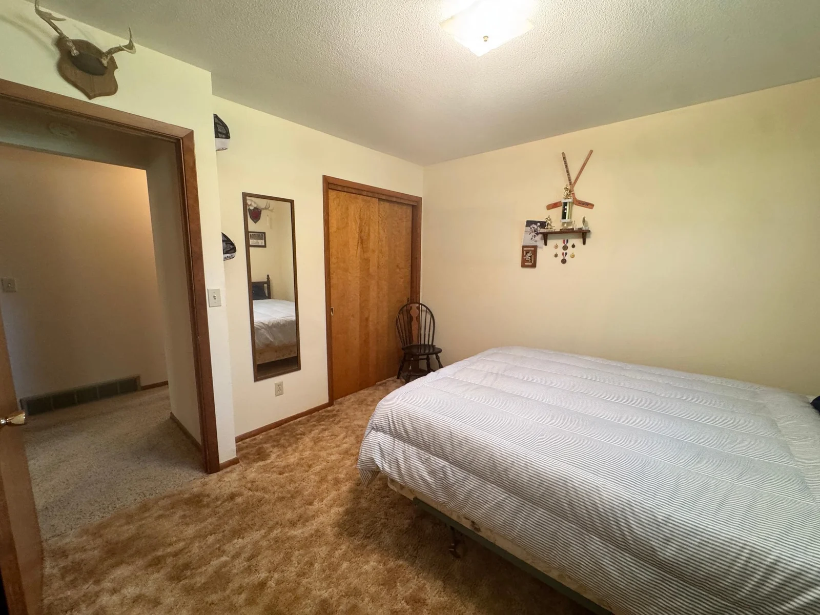Bedroom 1.jpeg
