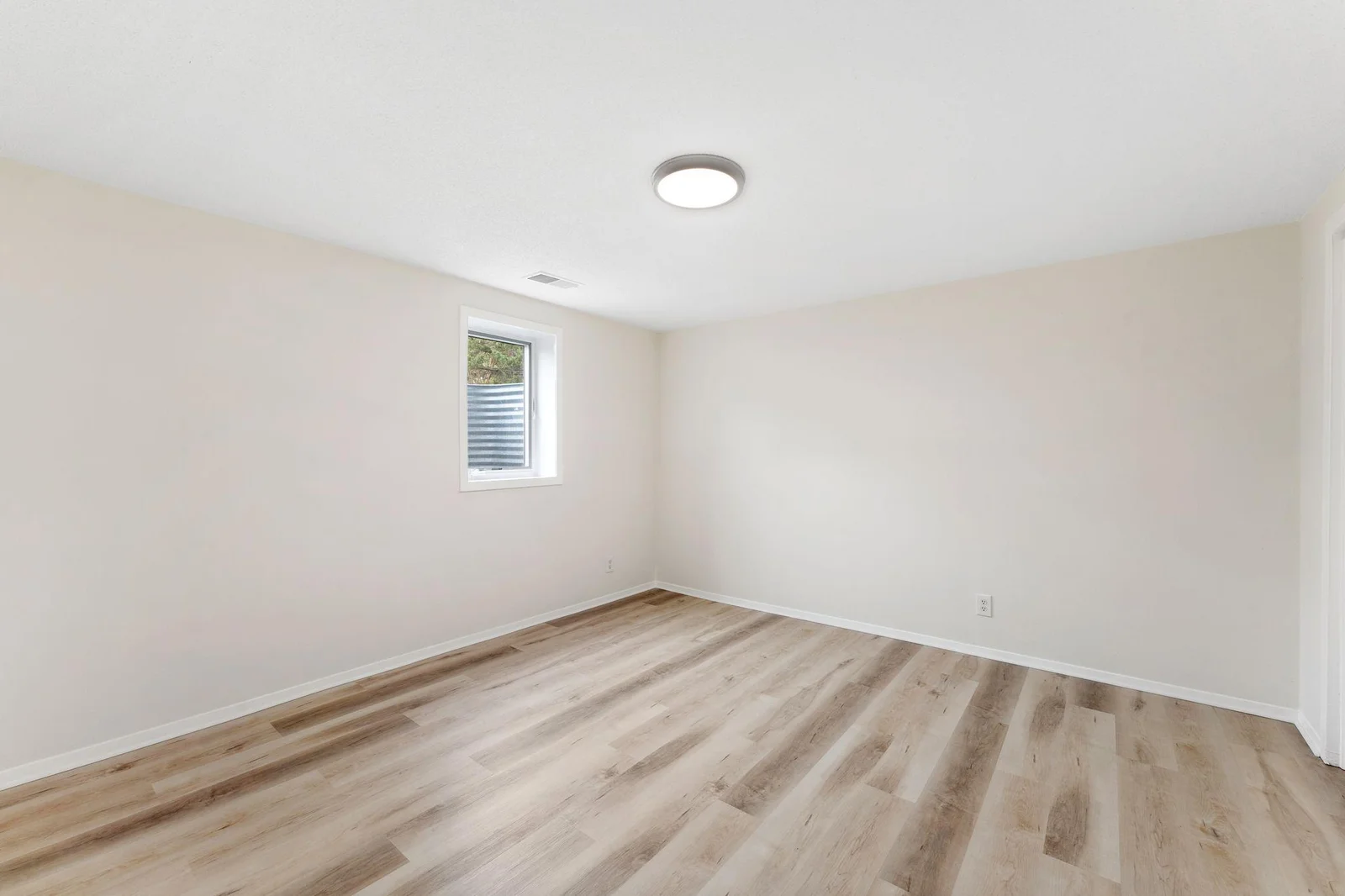 Lower level bedroom 3